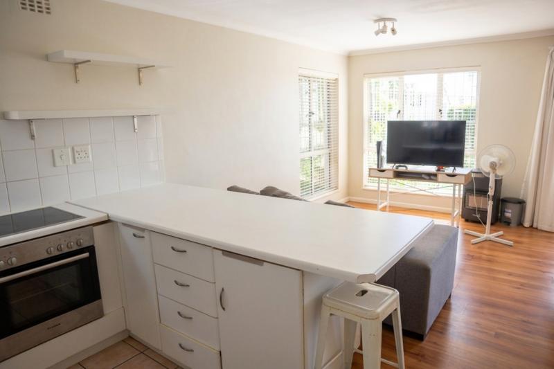 To Let 0 Bedroom Property for Rent in Vredehoek Western Cape